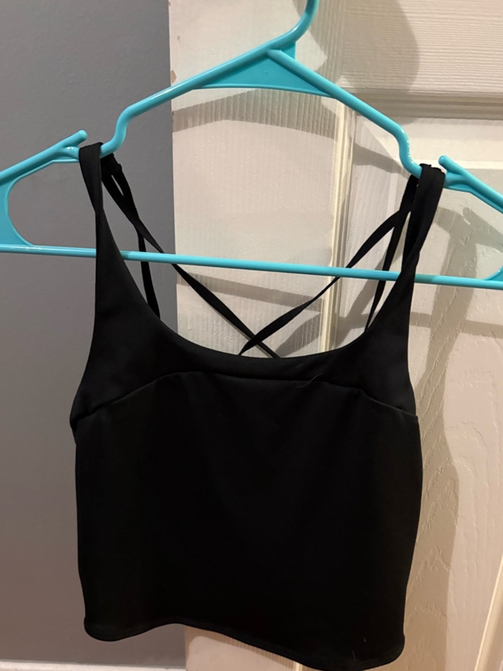 Gymshark black crop training tank